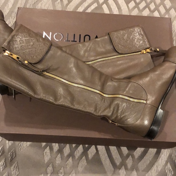 Louis Vuitton boots - Picture 4 of 4
